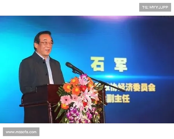 足球球员续约签字仪式引发关注新合同揭示未来发展方向 足球球员续约签字仪式引发关注新合同揭示未来发展方向
